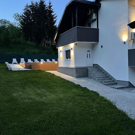 Vila S Bazenom Deluxe - Gti Zagabria Esterno foto