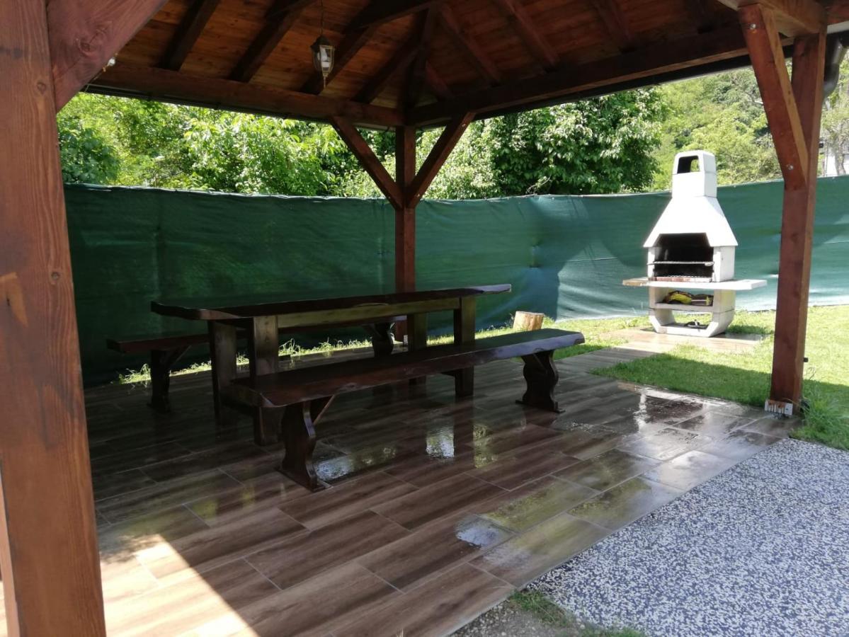 Vila S Bazenom Deluxe - Gti Zagabria Esterno foto